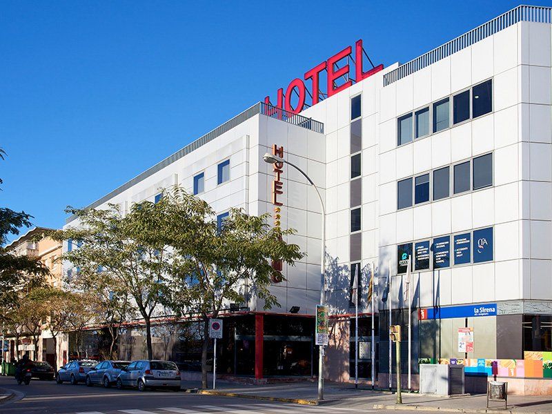 Hotel Sercotel Domo Vilafranca del Penedès Exterior foto